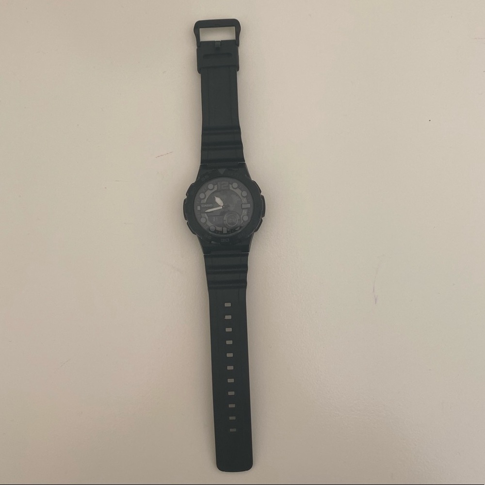 Casio men’s Black Sports watch